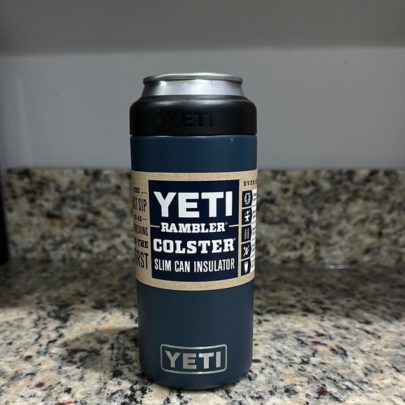 Yeti Rambler Slim Can - Picture 1 of 3